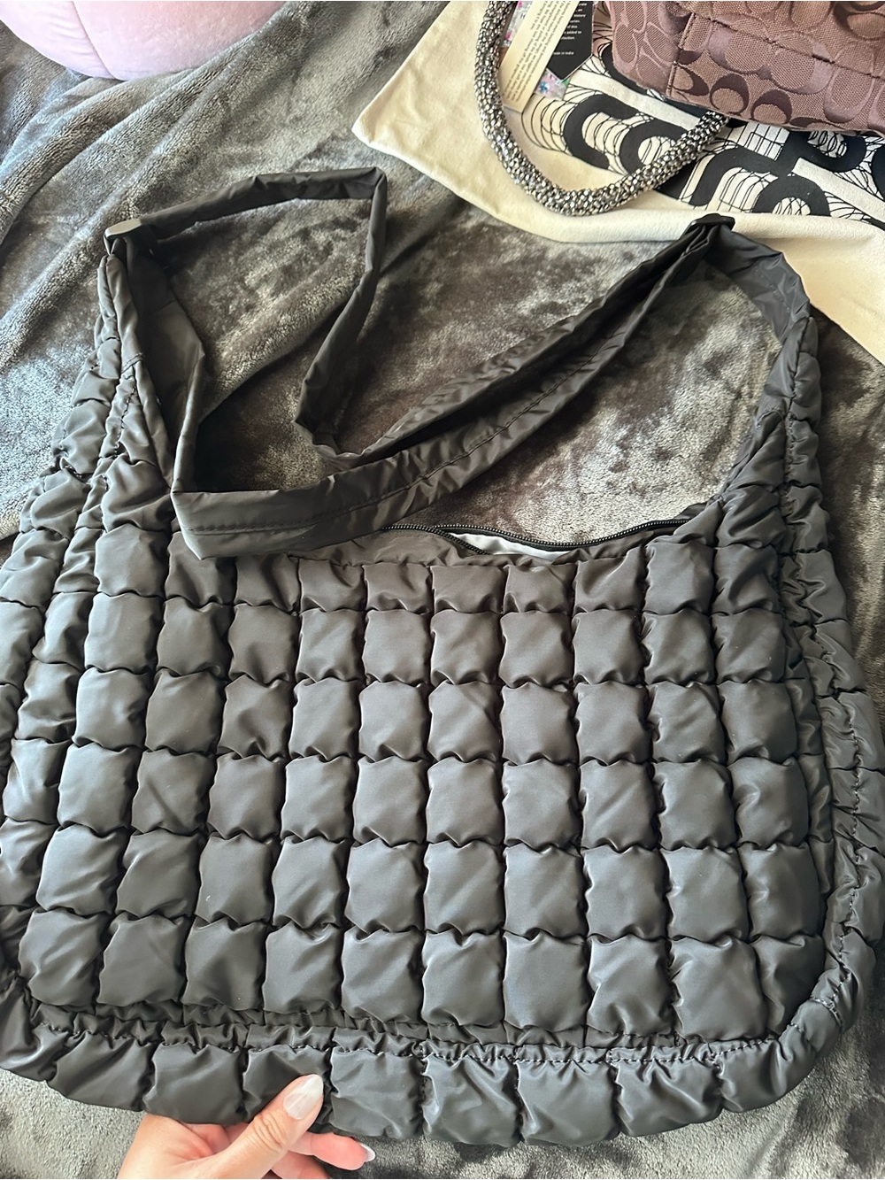 Crescent shape large puffer bag